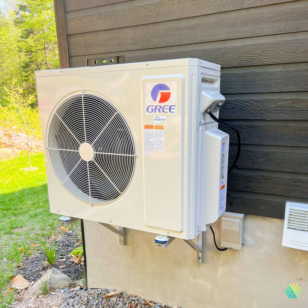 Installation d'une thermopompe 2 têtes GREE FreeMatch R32 à Saint-Mathias-sur-Richelieu (MRC de Rouville)