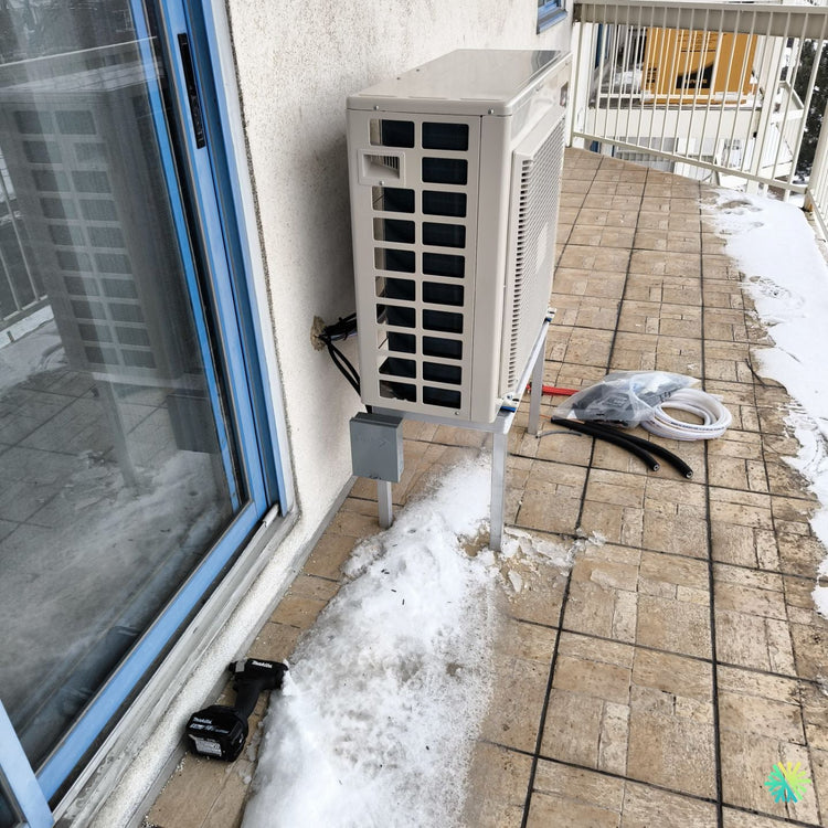 Installation d’une Sharp ZU1 thermopompe murale à l’Île-des-Sœurs