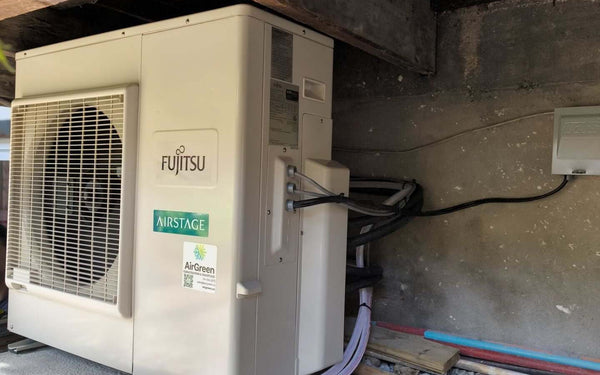 Thermopompe centrale FUJITSU dans un espace restreint à Sainte-Dorothée
