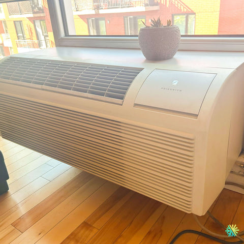 Installation of a FRIEDRICH ZoneAire® Premier PTAC in Sainte-Catherine, on Montreal’s South Shore