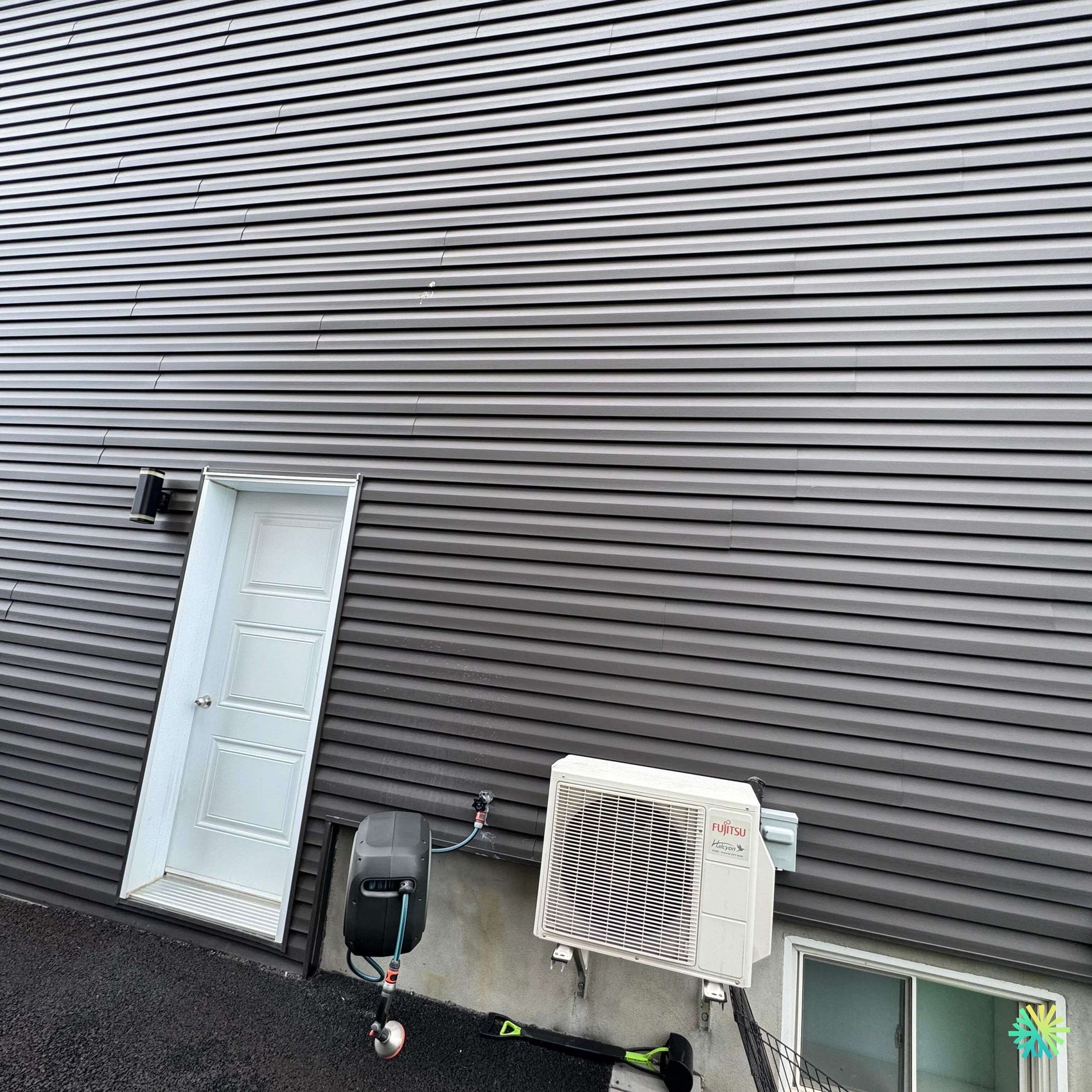 Nettoyage d’une thermopompe murale Fujitsu à Saint-Laurent