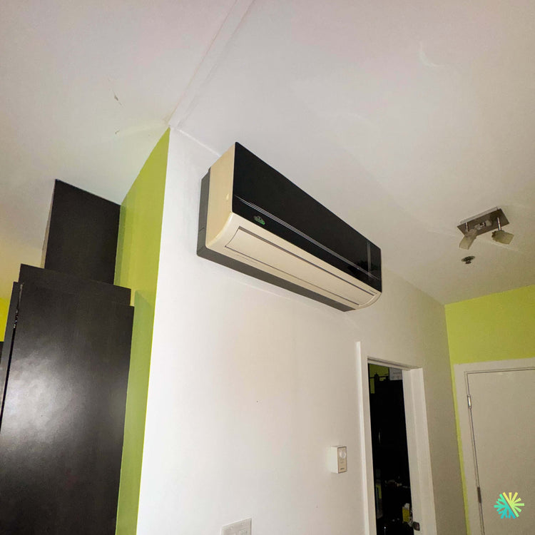 Appel de Service pour une Thermopompe murale Oasis à Laval