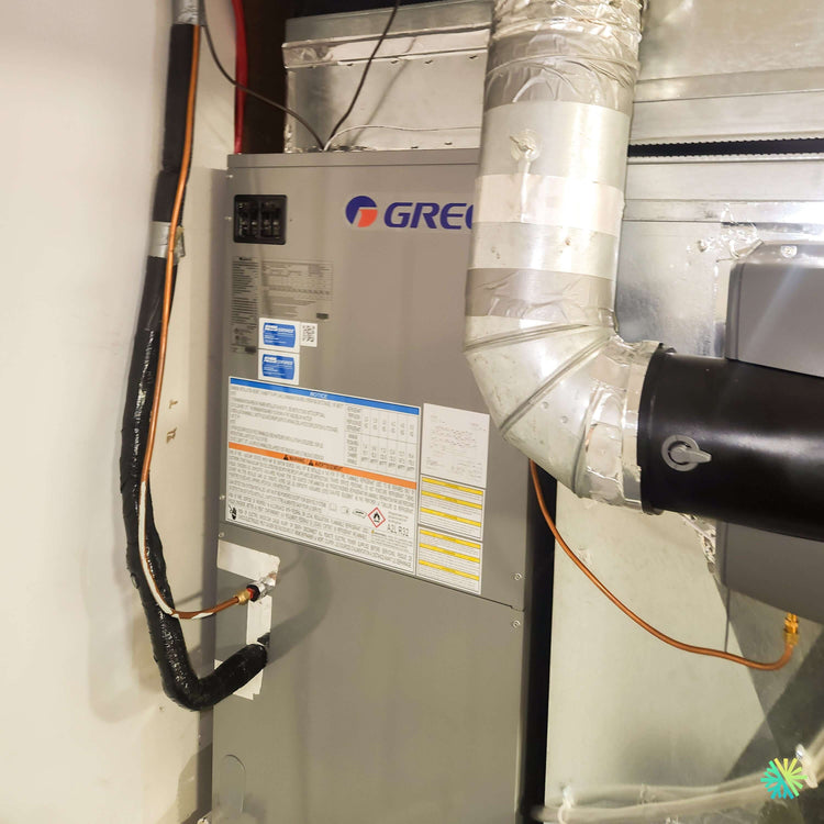 Installation d'une fournaise électrique GREE FLEXX R32 à Henryville