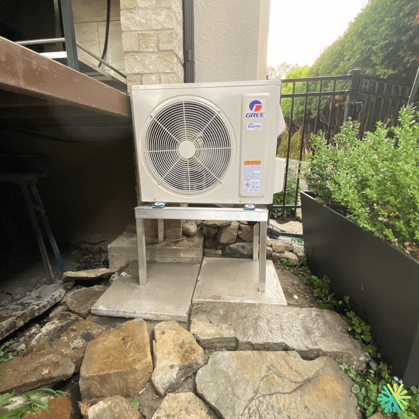Installation d’une thermopompe murale Gree à Brossard