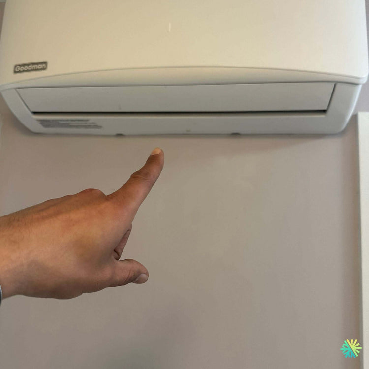 Réparation d’un climatiseur mural Goodman à Sainte-Dorothée