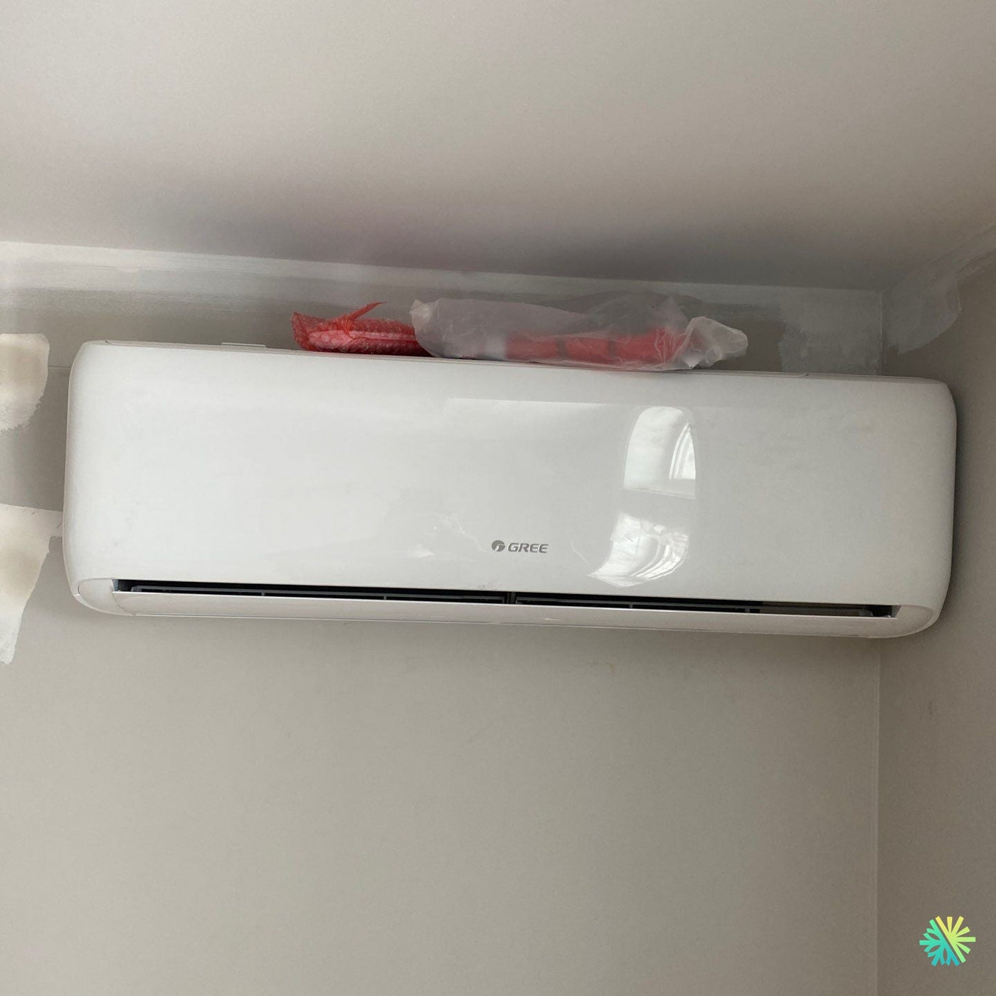 Installation d’une Gree (murale R-32) thermopompe murale au Plateau-Mont-Royal