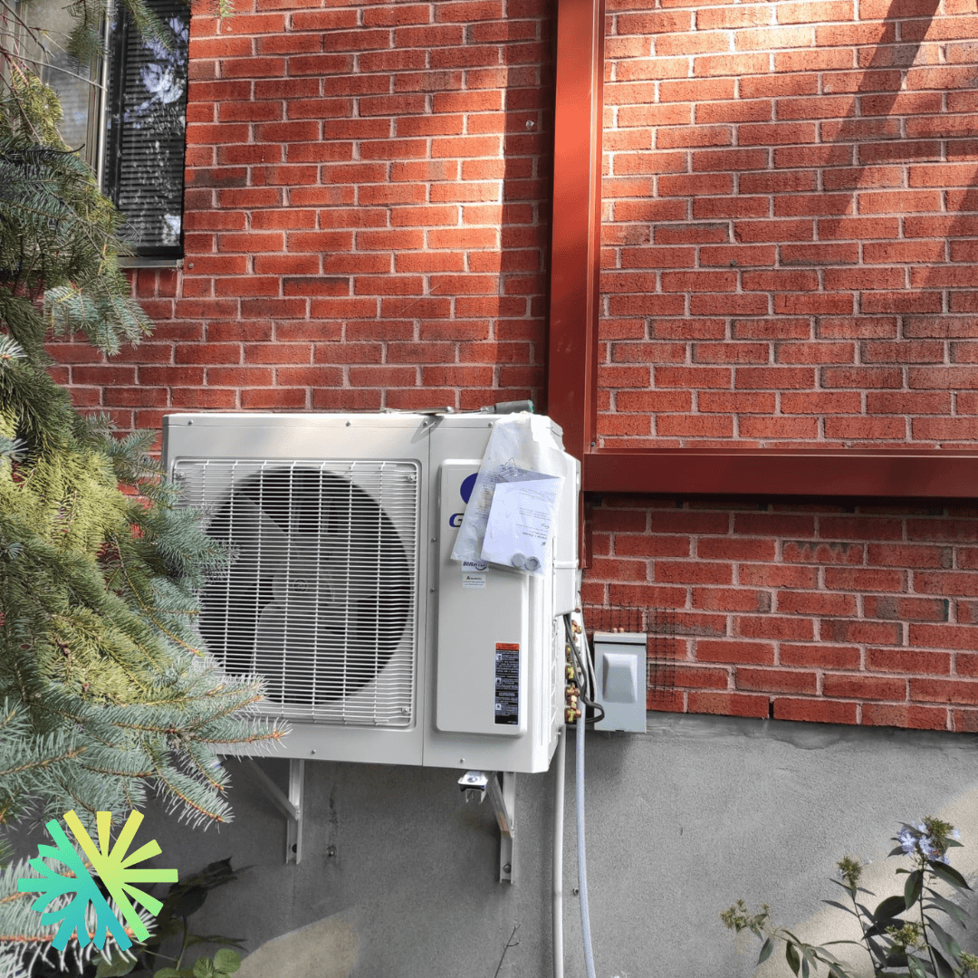 Installation d'une Thermopompe DoubleZone Gree FreeMatch Extreme à Westmount, Montréal