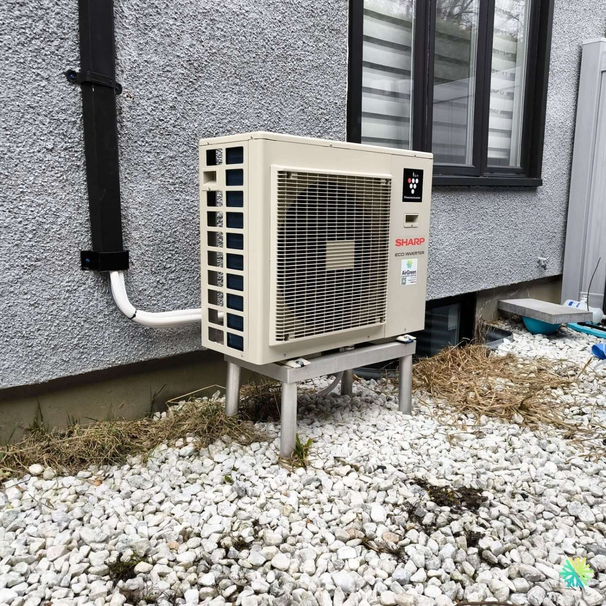 Installation d’une Sharp Eco Inverter thermopompe murale à Sainte-Dorothée (Laval)