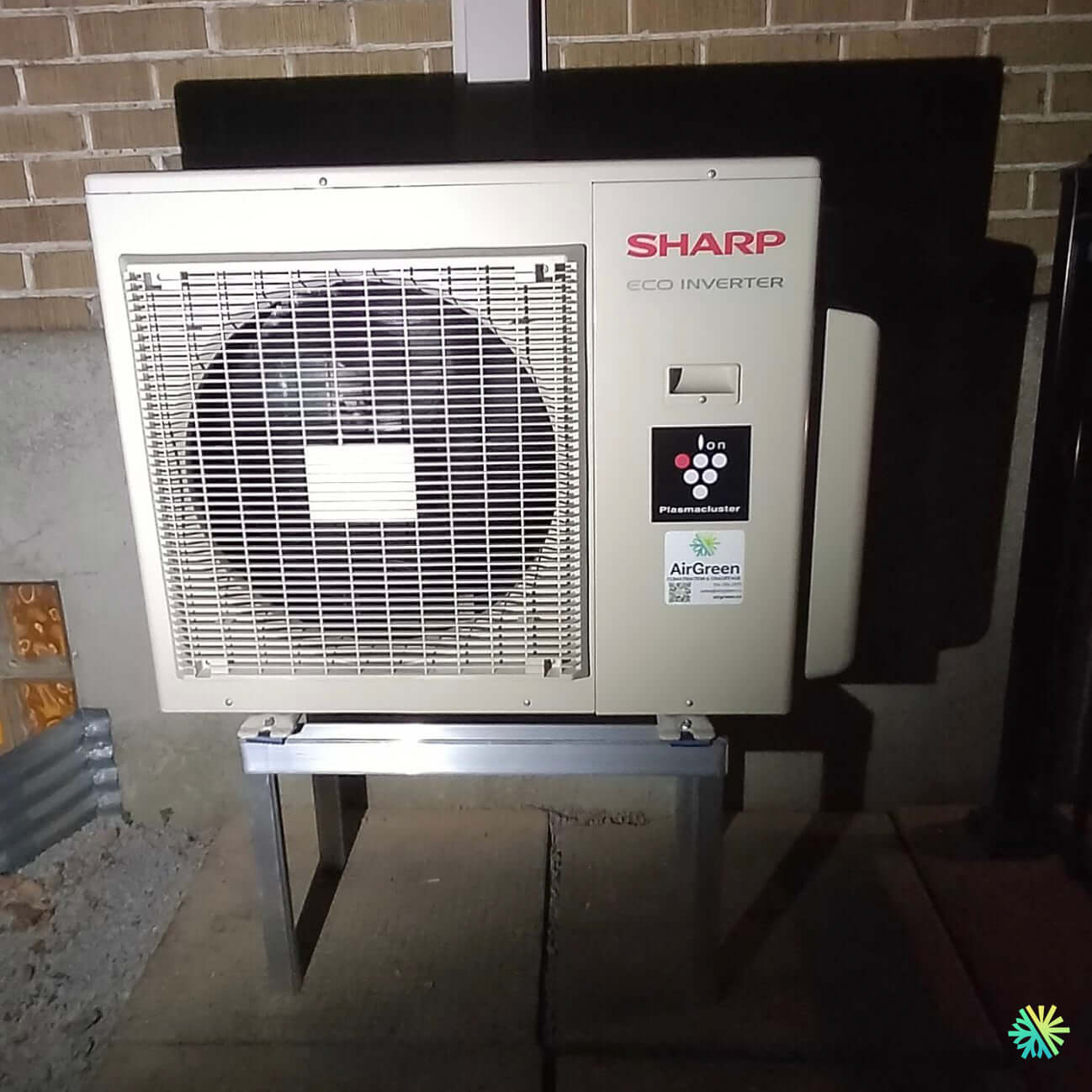 Installation d’une Sharp ZU1 thermopompe murale à Saint-Léonard