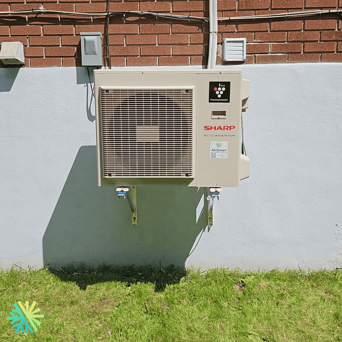 Installation of a Sharp ZU1 Mini Split Heat Pump in Boisbriand, North Shore