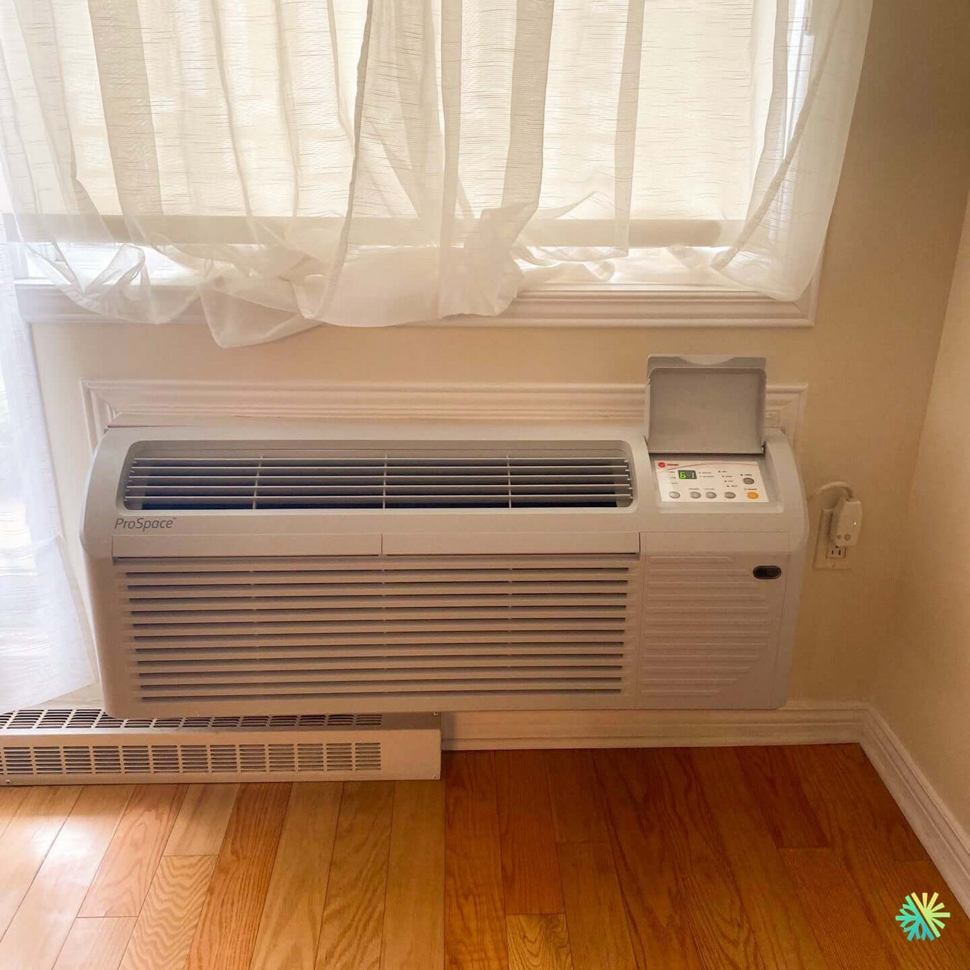 Installation d’une Thermopompe PTAC Trane R32 | 12 000 BTU sur la Rive Nord de Montréal