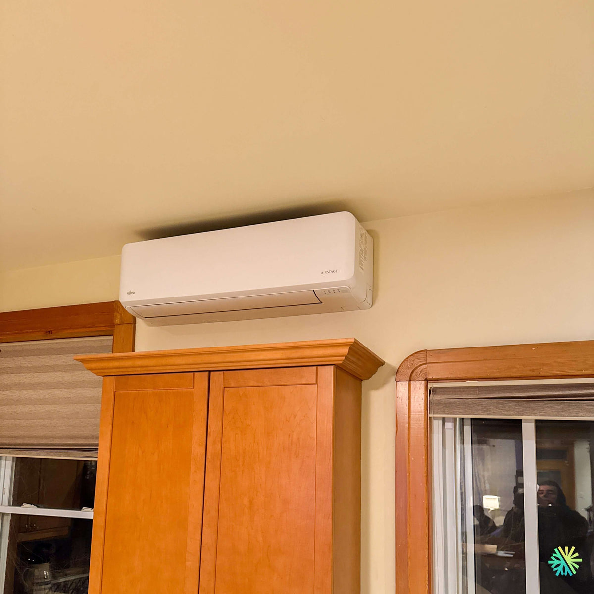 Installation d’une thermopompe double zone Fujitsu Aquila XLTH à Lachine, Montréal