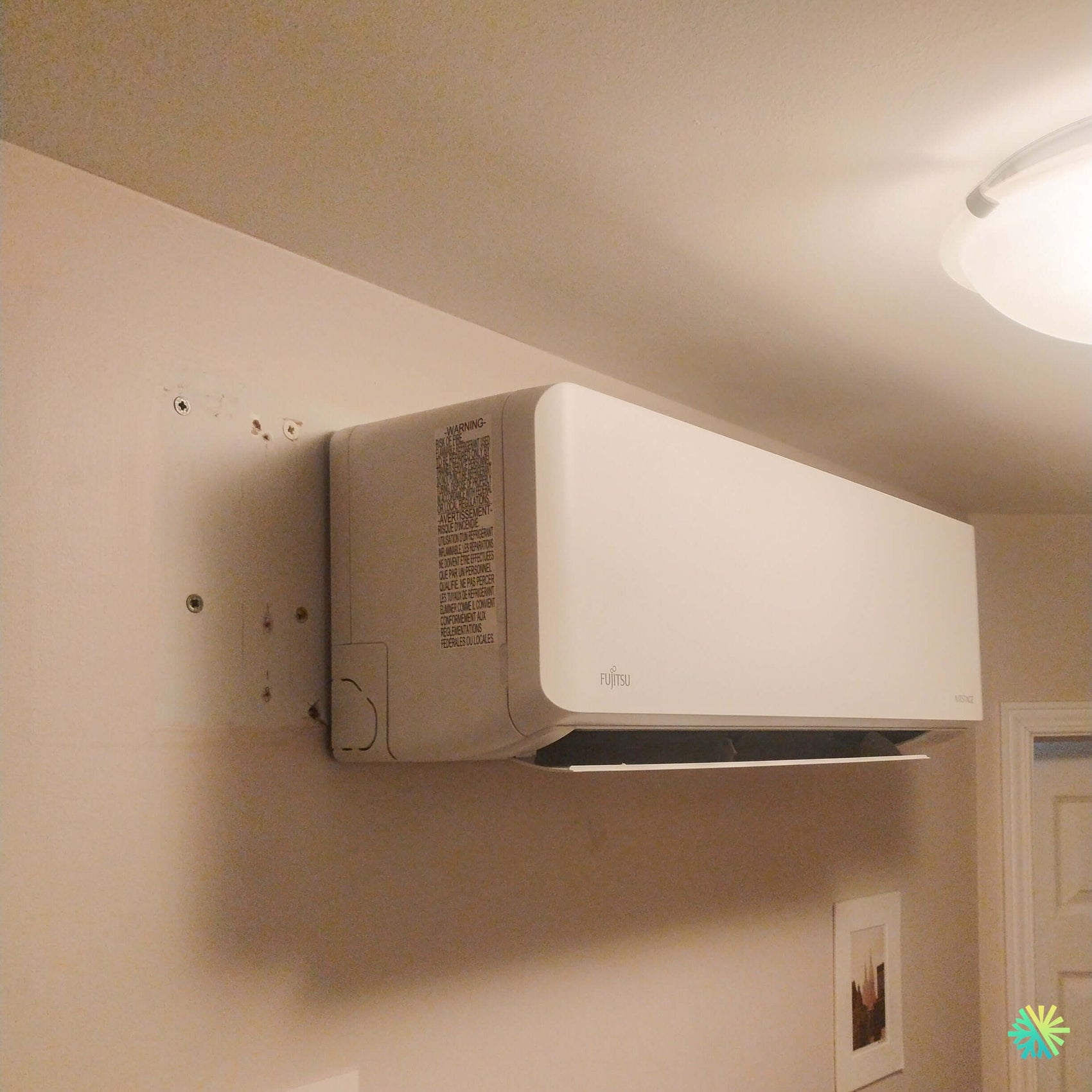 Installation d’une thermopompe murale FUJITSU ORION XLTH 15 000 BTU à Pont-Viau, Laval