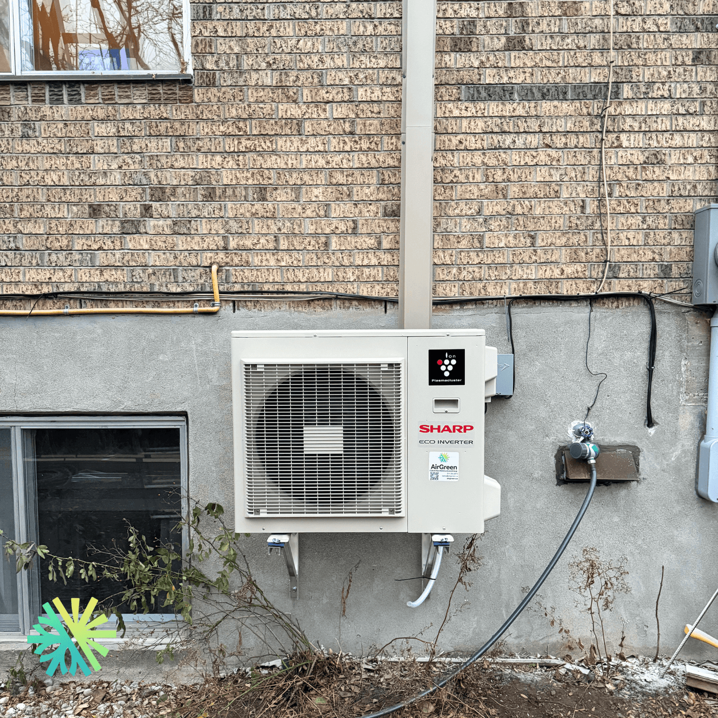 Installation de la thermopompe murale Sharp ZU1 à Pointe-Claire : Un équilibre parfait entre confort et technologie