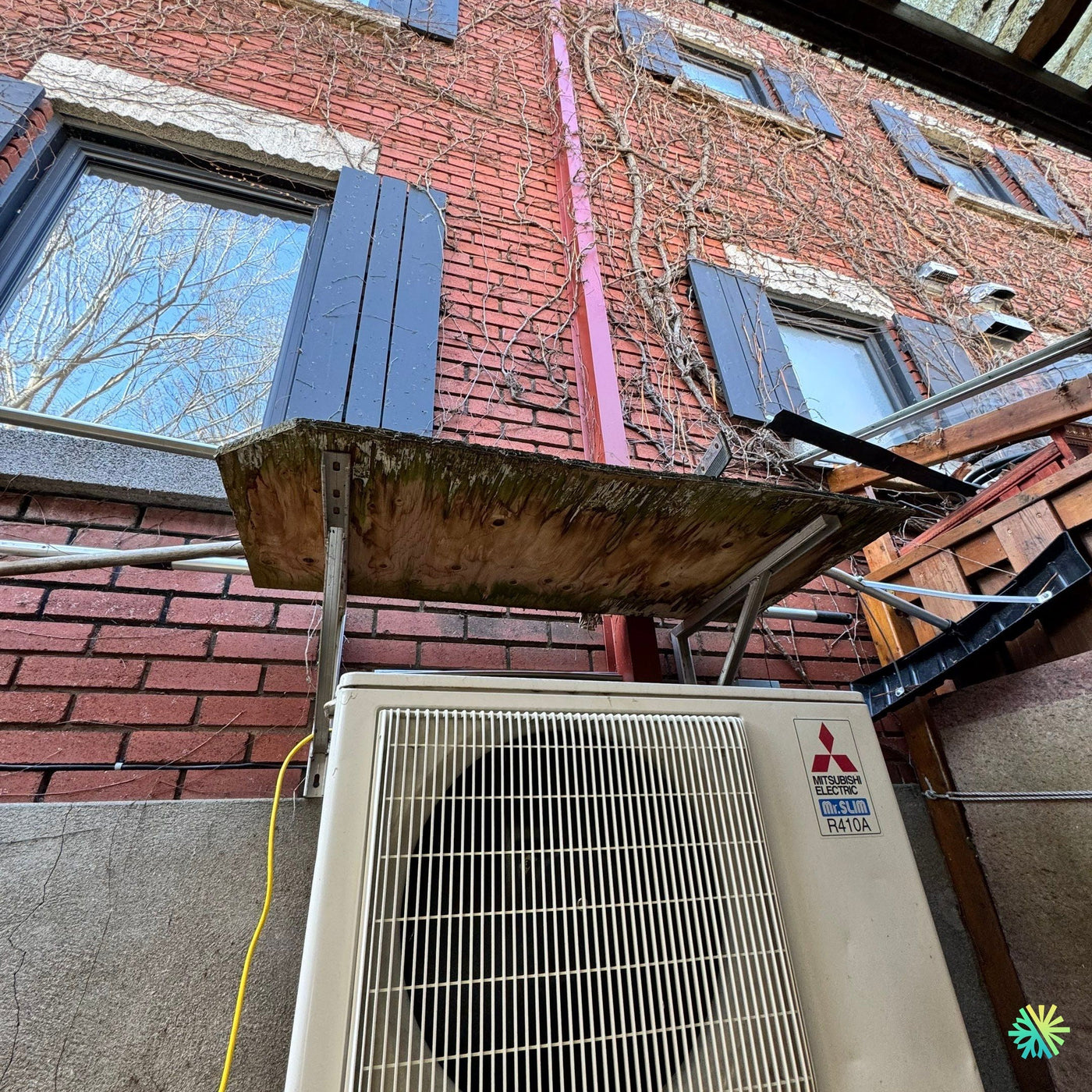 Réparation d’une thermopompe murale Mitsubishi à Rosemont–La Petite-Patrie