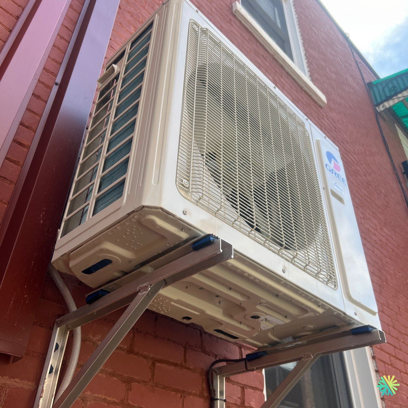 Installation d’une Gree Inverter thermopompe murale à Mercier–Hochelaga-Maisonneuve