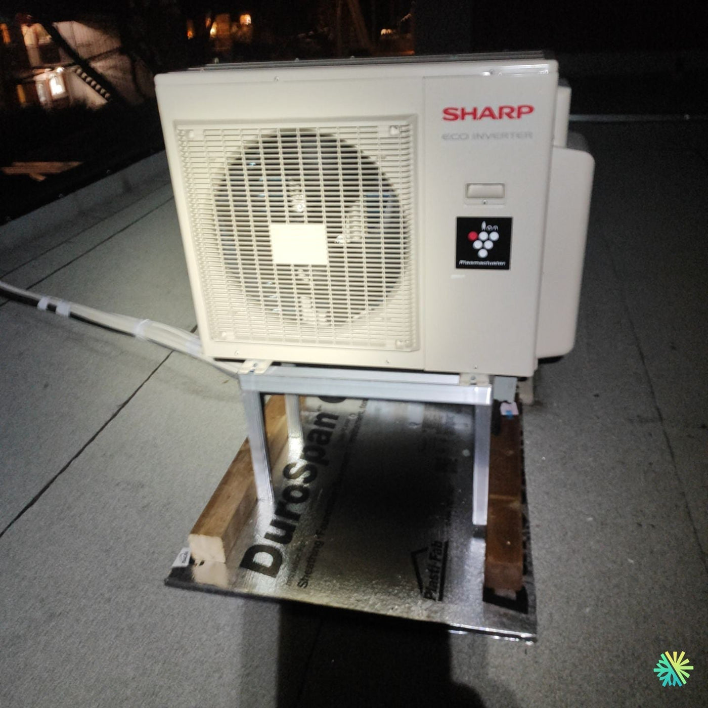 Installation d’une Sharp (gamme ZU1) thermopompe murale à Rosemont–La Petite-Patrie