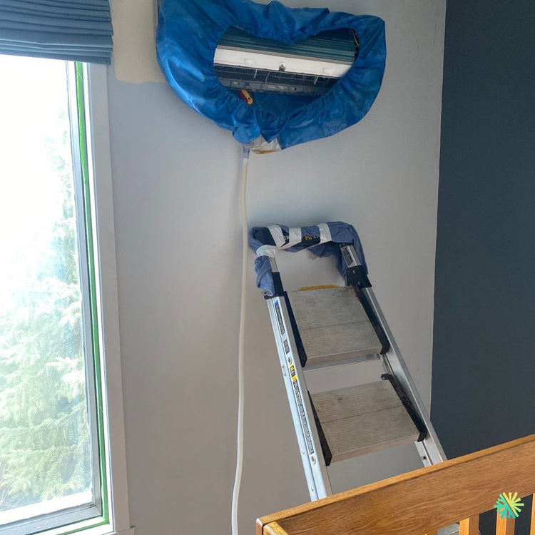 Réparation d’un climatiseur mural Midea à Sainte-Julie