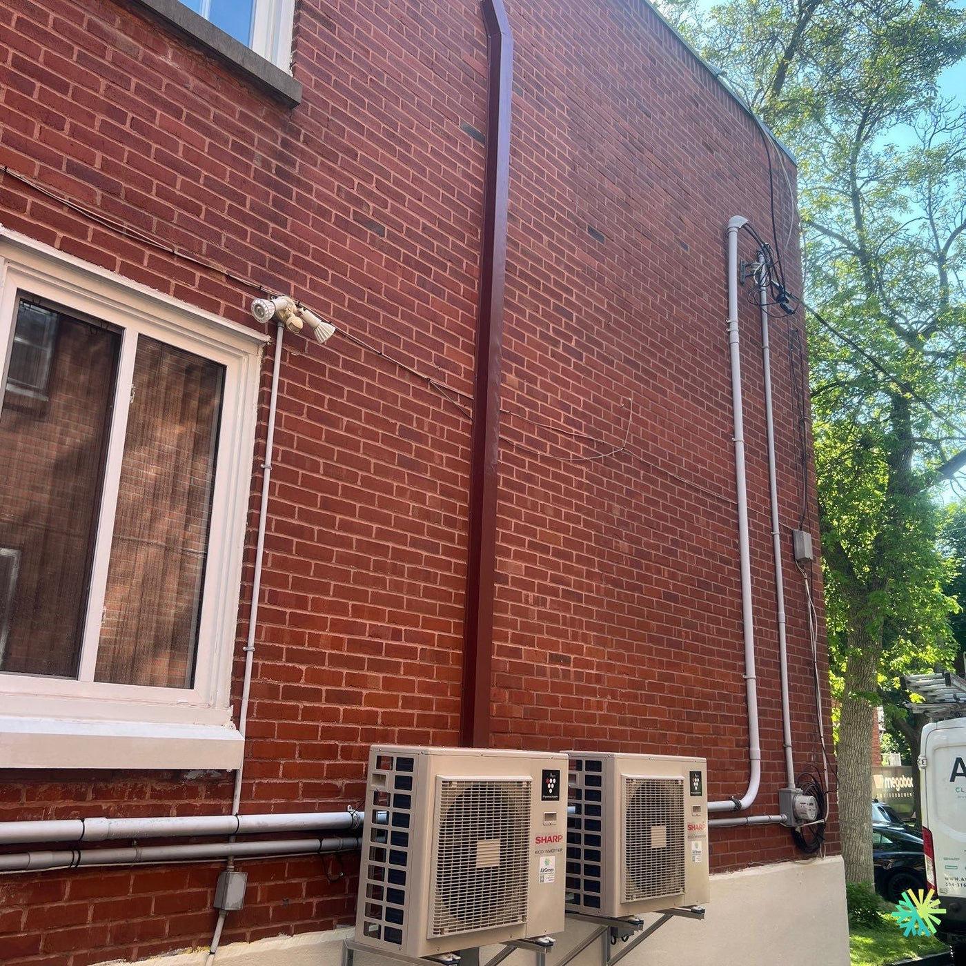 Installation d’une Sharp (série R-32) thermopompe murale à Rosemont–La Petite-Patrie