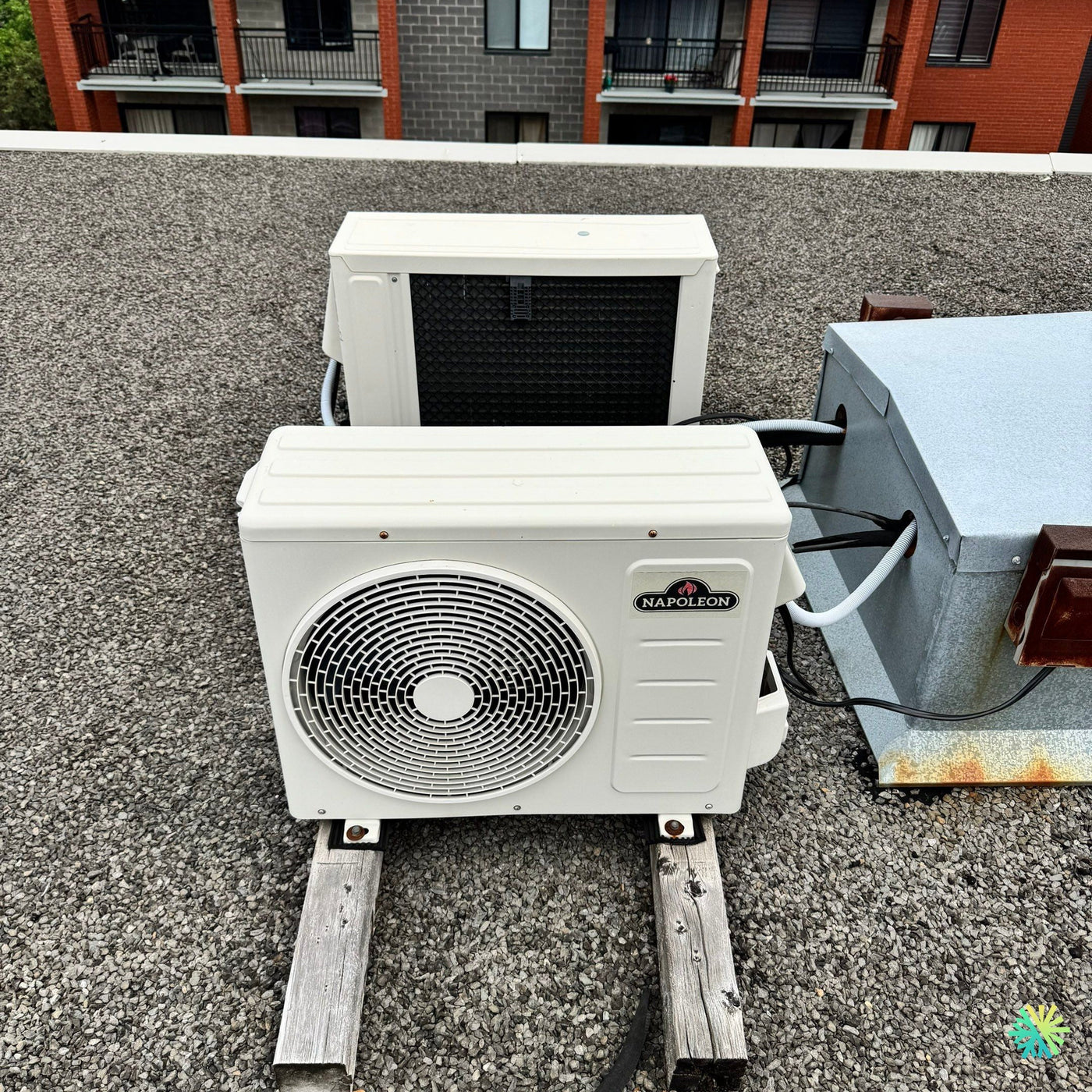 Réparation d’une thermopompe murale Napoleon à Côte-des-Neiges