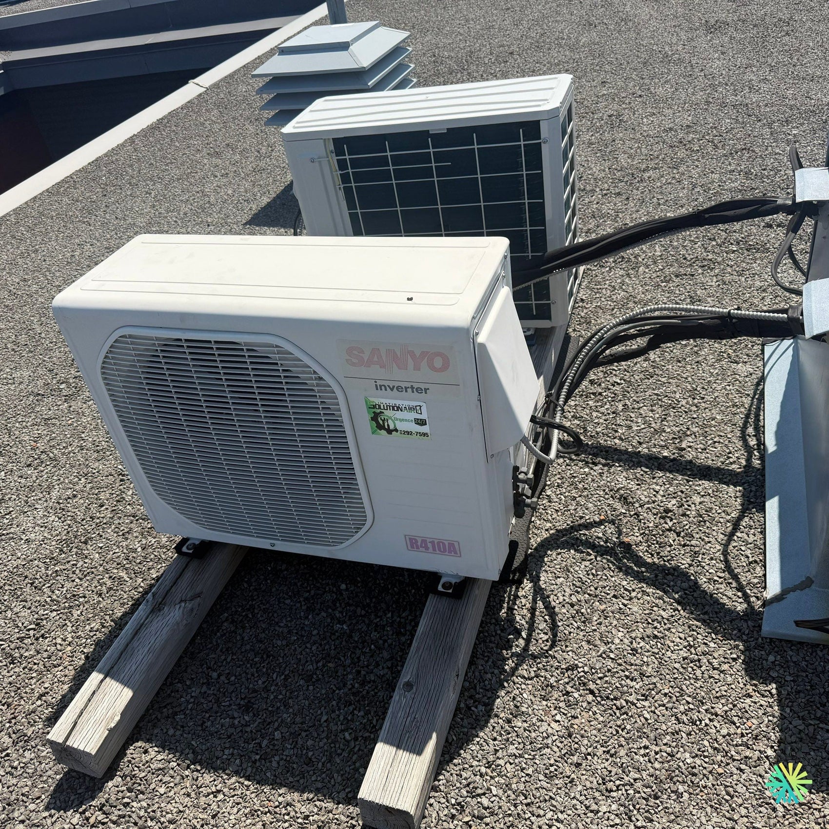 Réparation d’une thermopompe murale Sanyo à Brossard