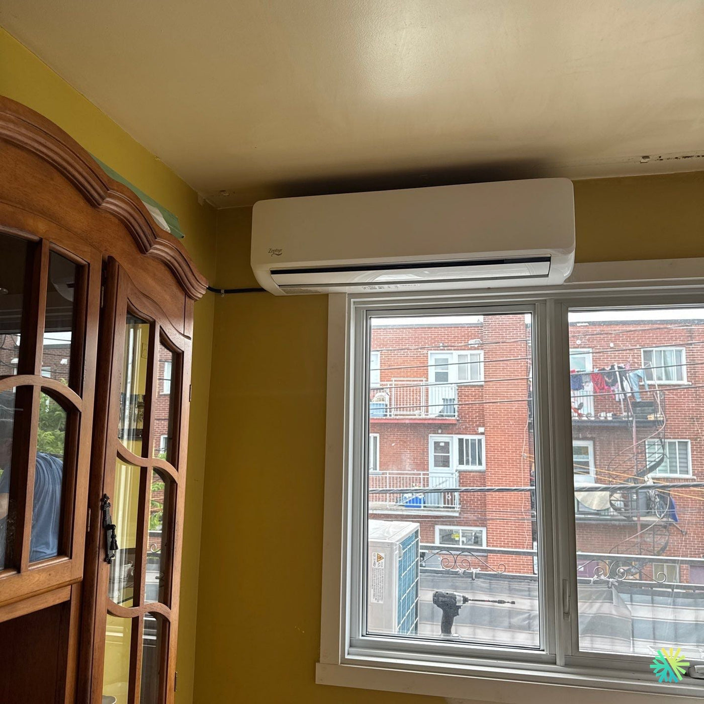 Installation d’une Zephyr thermopompe murale à Rosemont–La Petite-Patrie