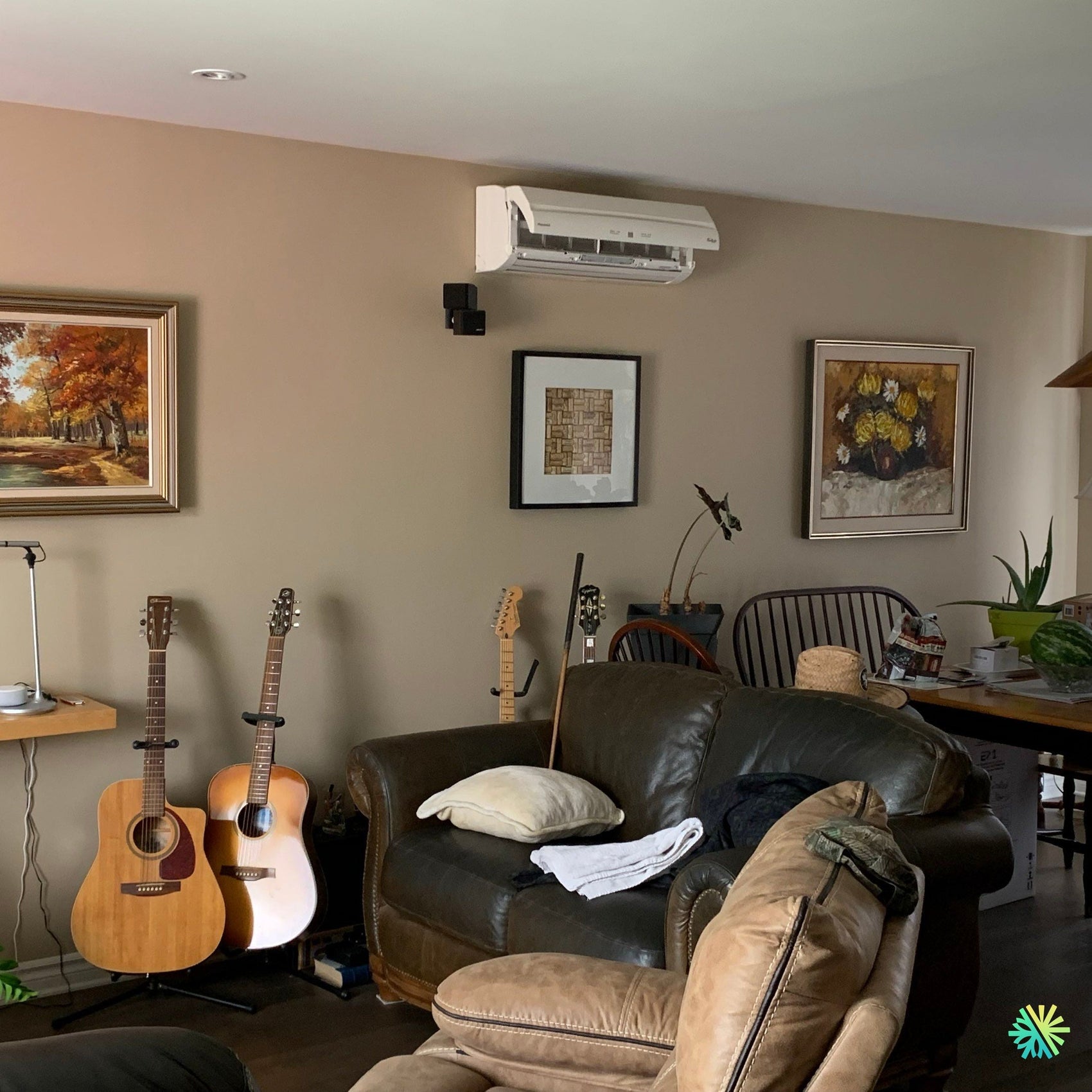 Réparation d’une thermopompe murale Sharp à Outremont