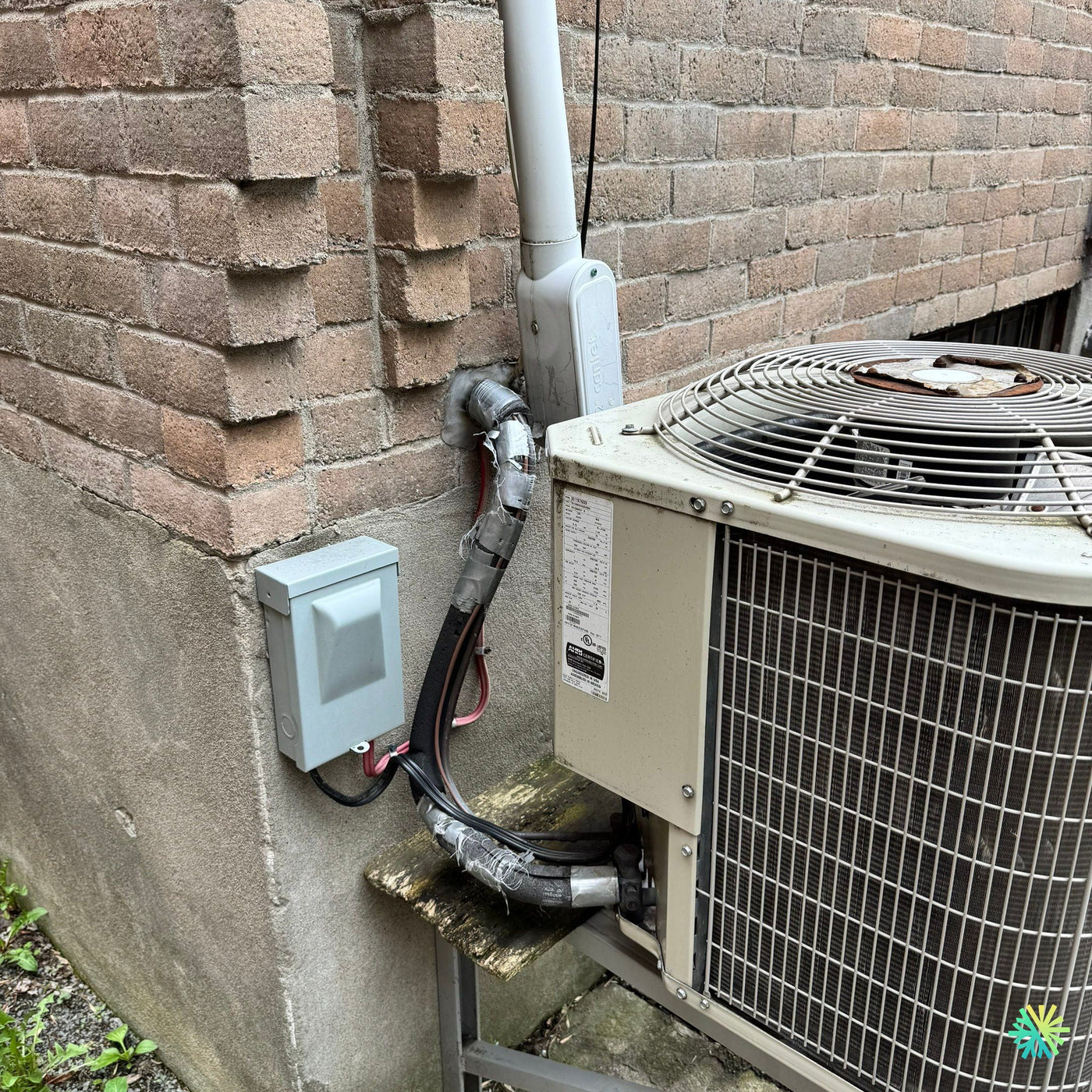 Nettoyage d’une thermopompe centrale à Lachine