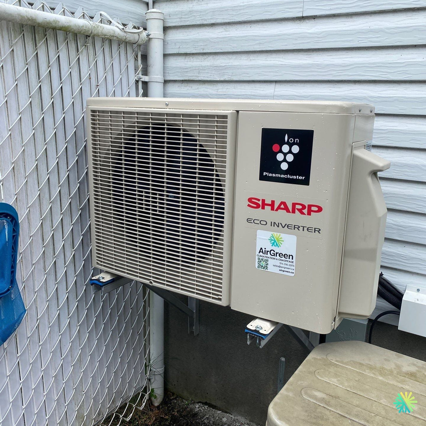 Installation d’une Sharp (gamme ZU1 R-32) thermopompe murale à Chomedey (Laval)