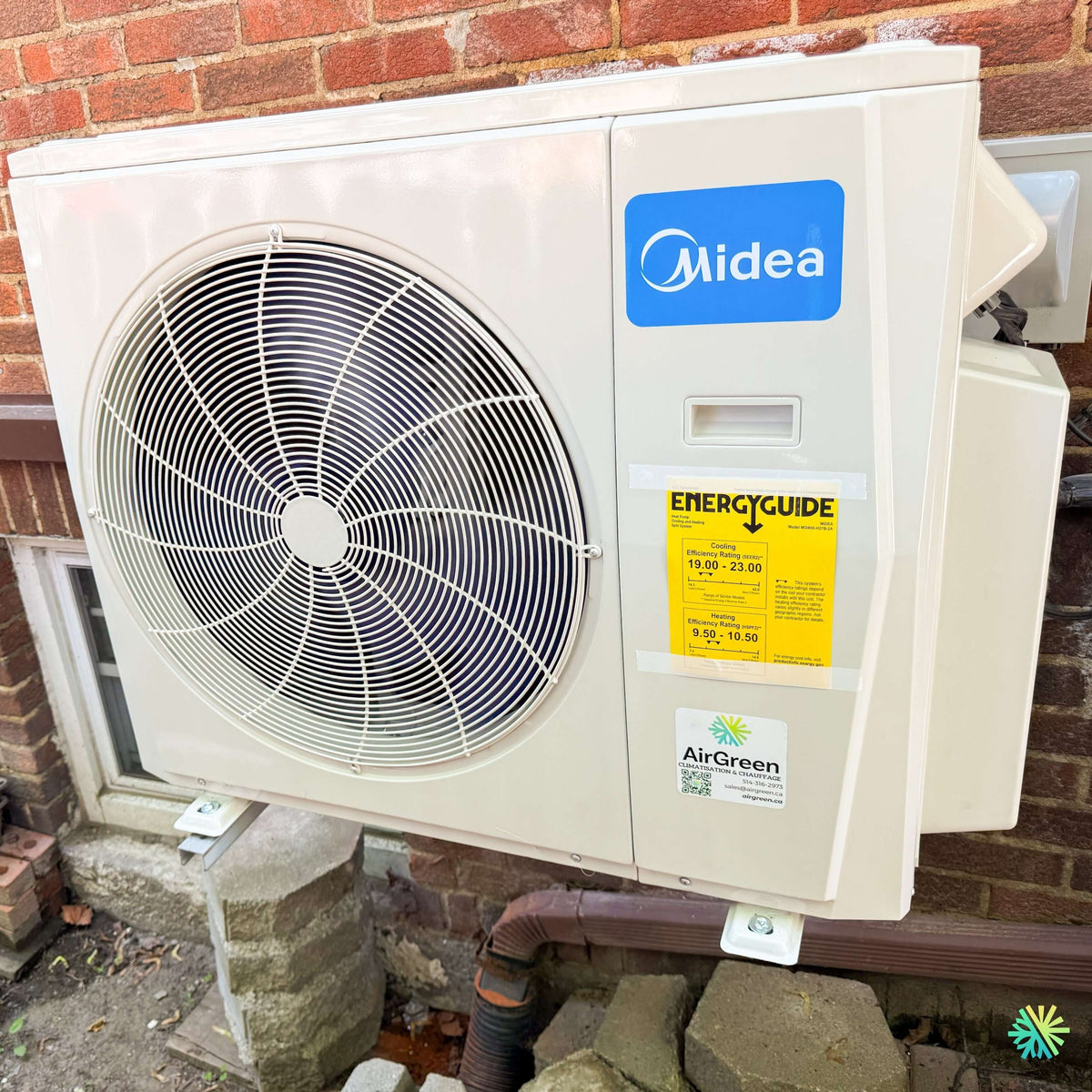 Installation d’une thermopompe murale MIDEA MIDEA35 à Huntingdon, en Montérégie