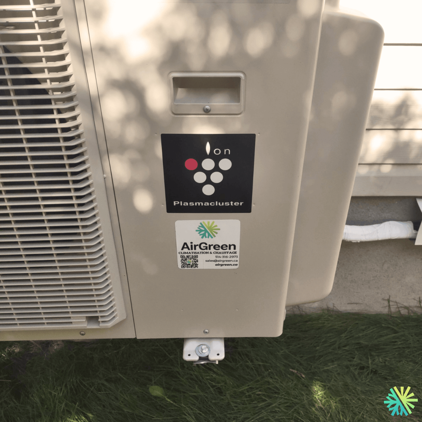Installation de thermopompe murale Sharp à Sainte-Rose (Laval)