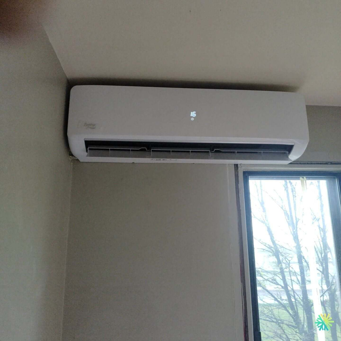 Installation d’une Zephyr thermopompe murale à Chomedey (Laval)