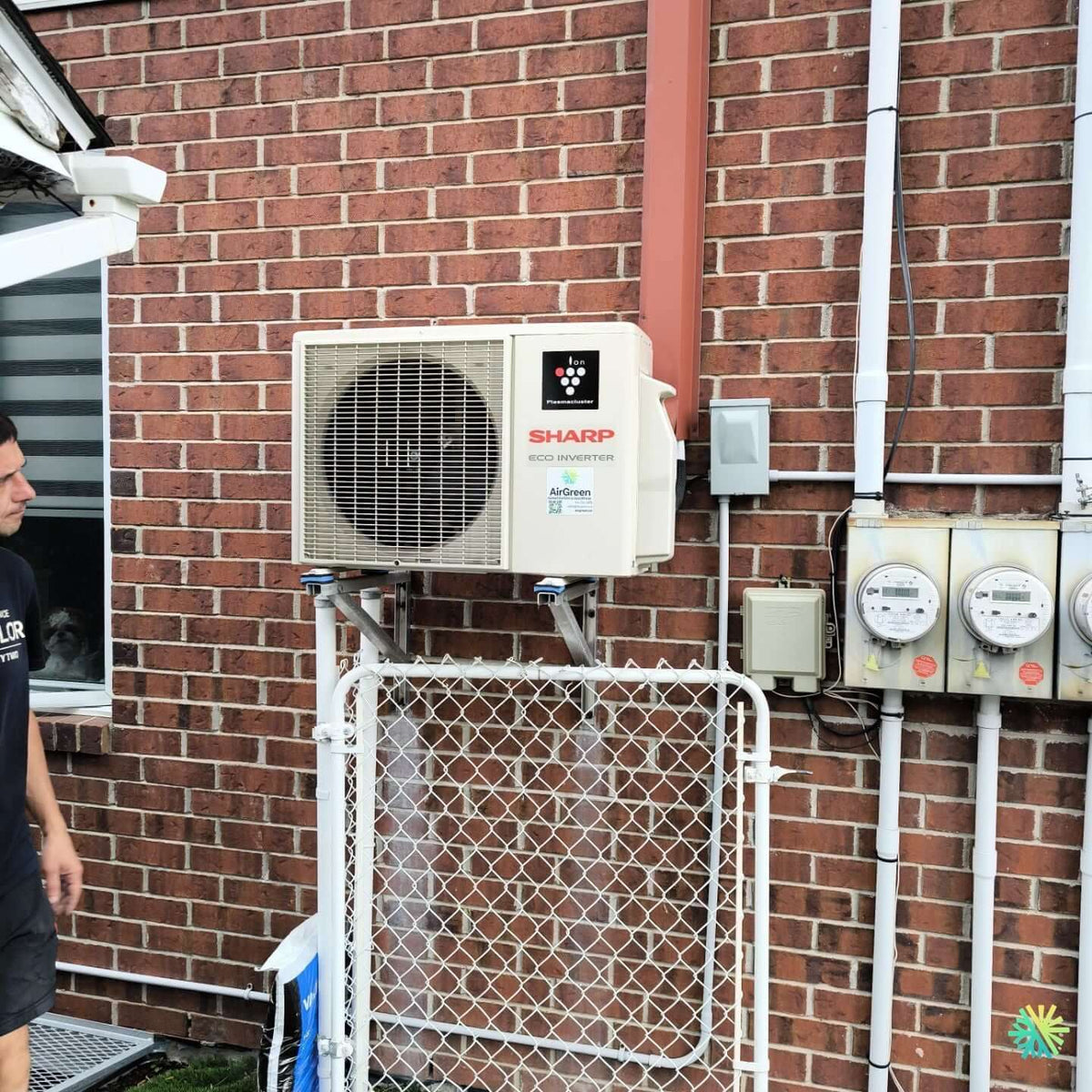 Installation d’une Sharp ZU1 thermopompe murale à Sainte-Dorothée (Laval)