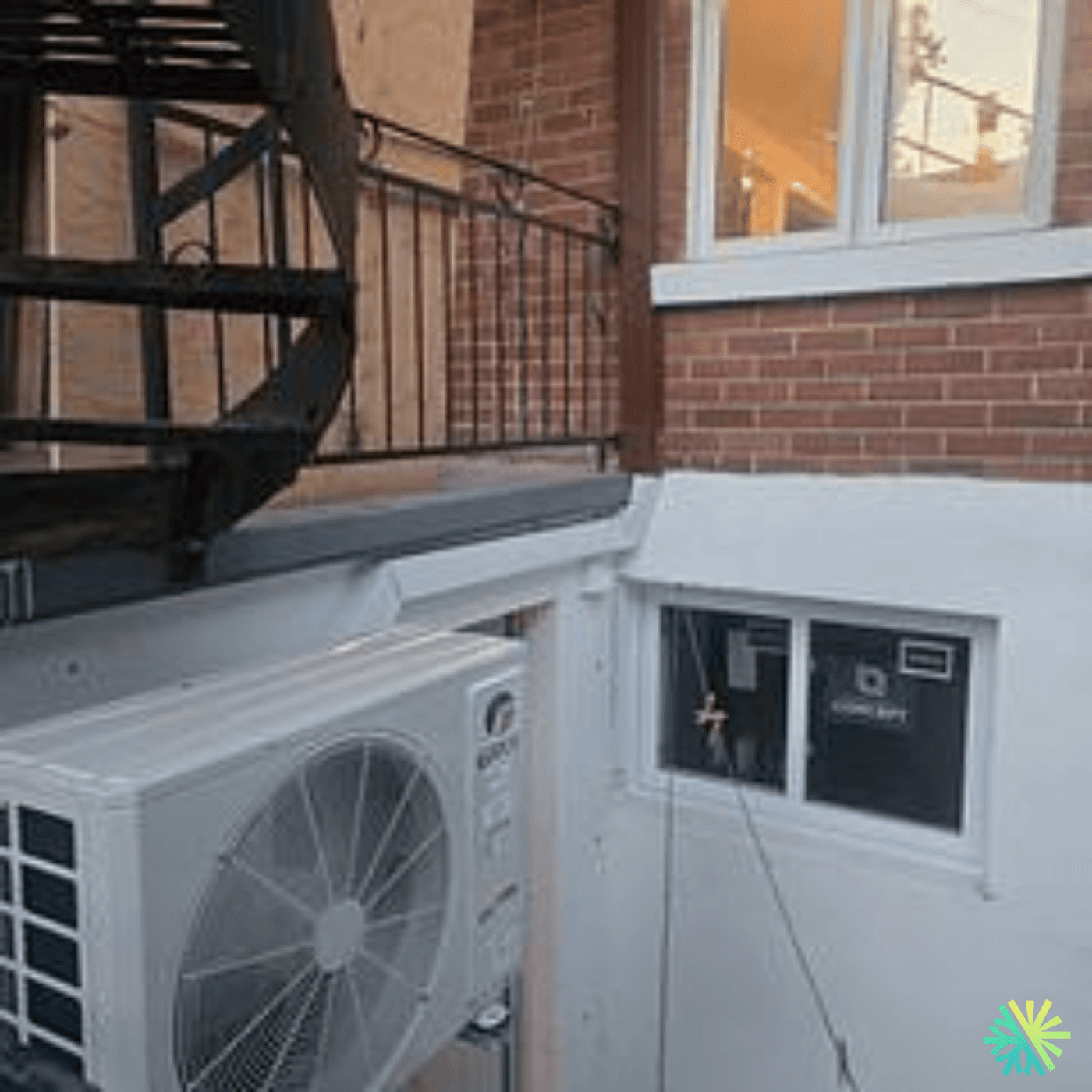 Installation d’une thermopompe murale Gree au Plateau-Mont-Royal