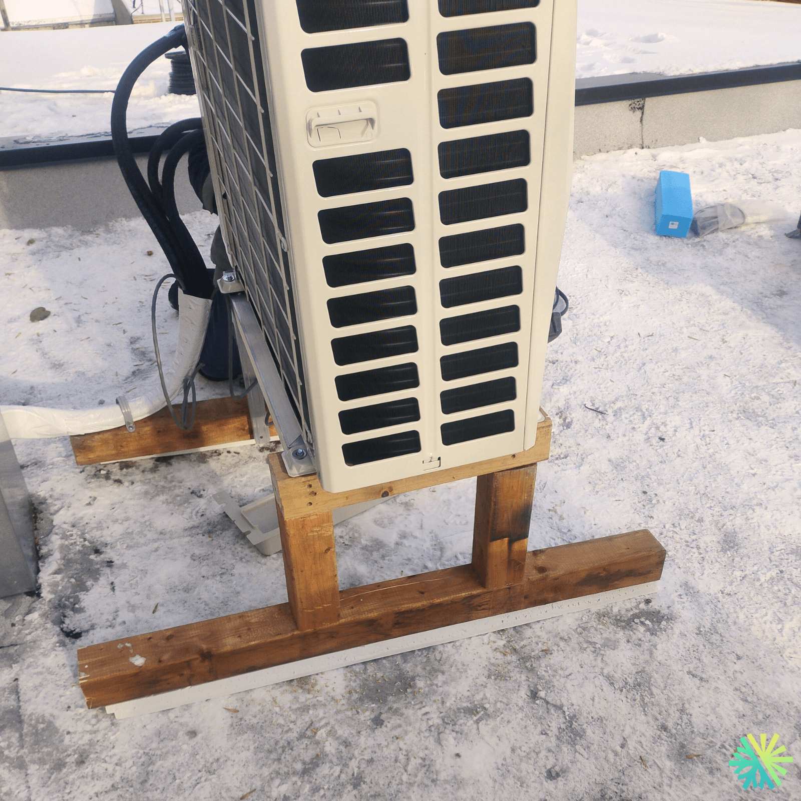 Installation d’une thermopompe murale Midea à Ville-Marie (Montréal)