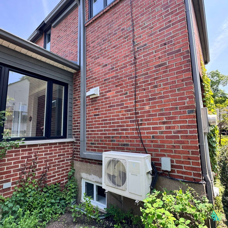 Réparation d’un climatiseur mural Hisense à Rosemont–La Petite-Patrie