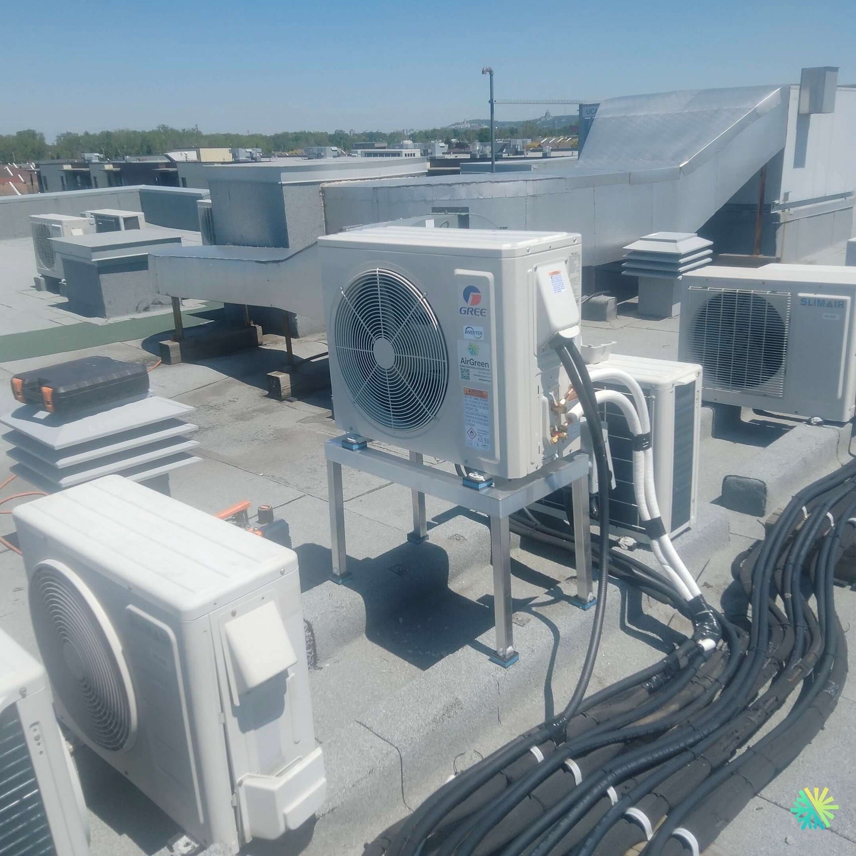 Installation d’une GREE FreeMatch R32 thermopompe MultiZone à Le Sud-Ouest (Montréal)
