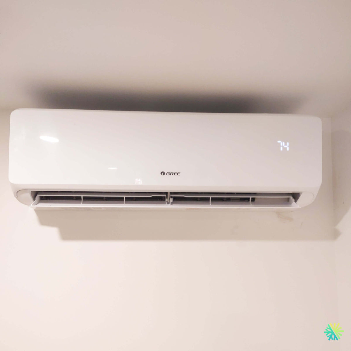 Installation d'une thermopompe murale multi-zones GREE FreeMatch R32 à 4 têtes à Calixa-Lavallée (MRC de Marguerite-D'Youville, Montérégie)