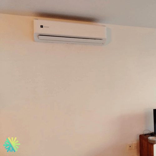 Installation d’une thermopompe murale SHARP ZU1 à Saint-Laurent