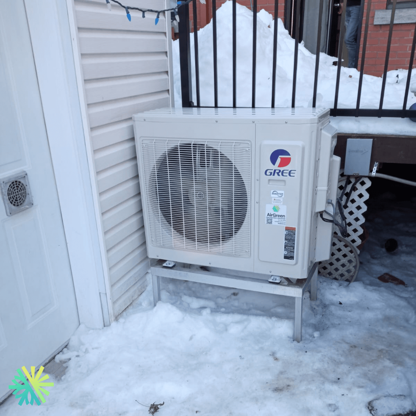 Installation d'une thermopompe Gree Extreme à Anjou, Montréal