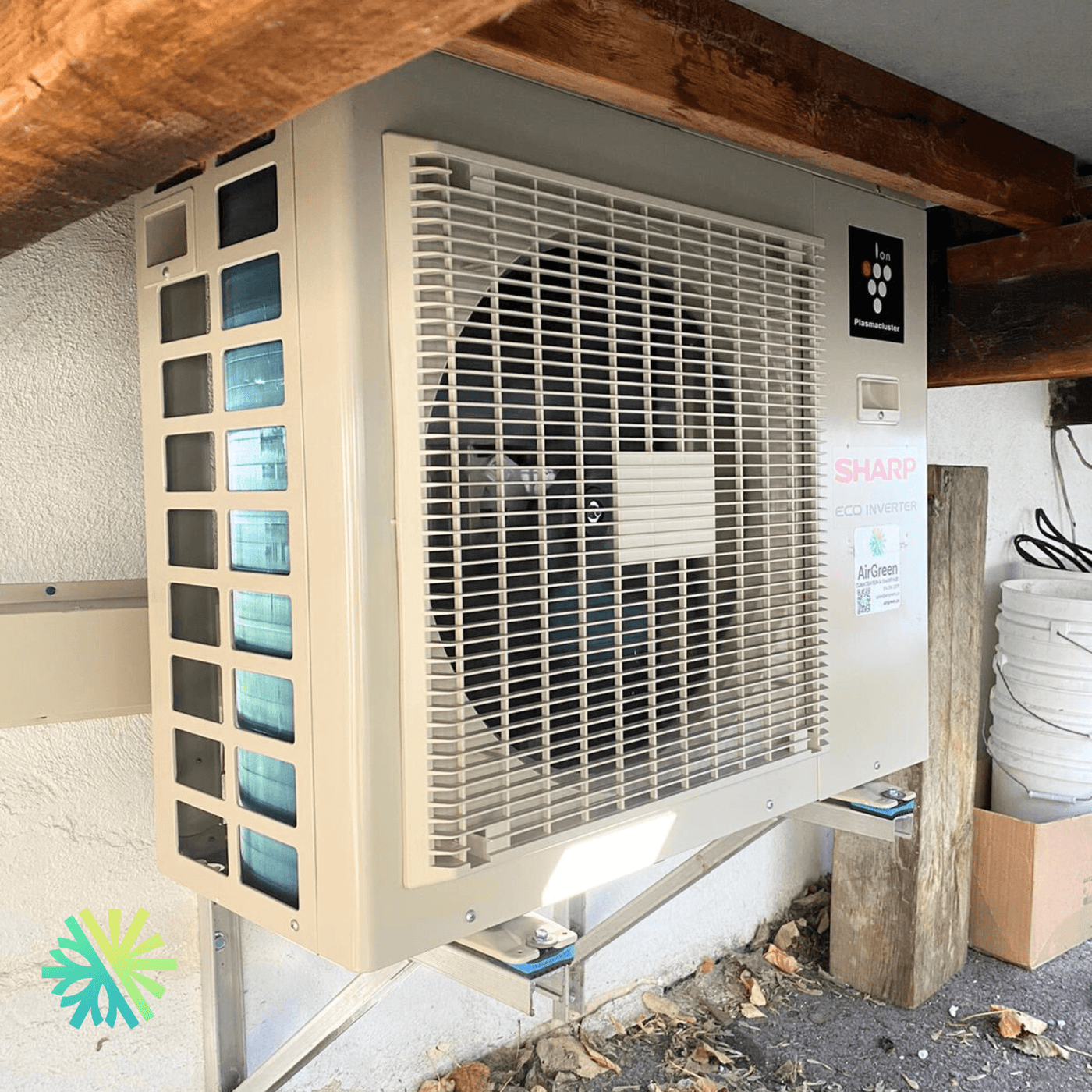 Installation d’une thermopompe murale SHARP ZU1 à Repentigny