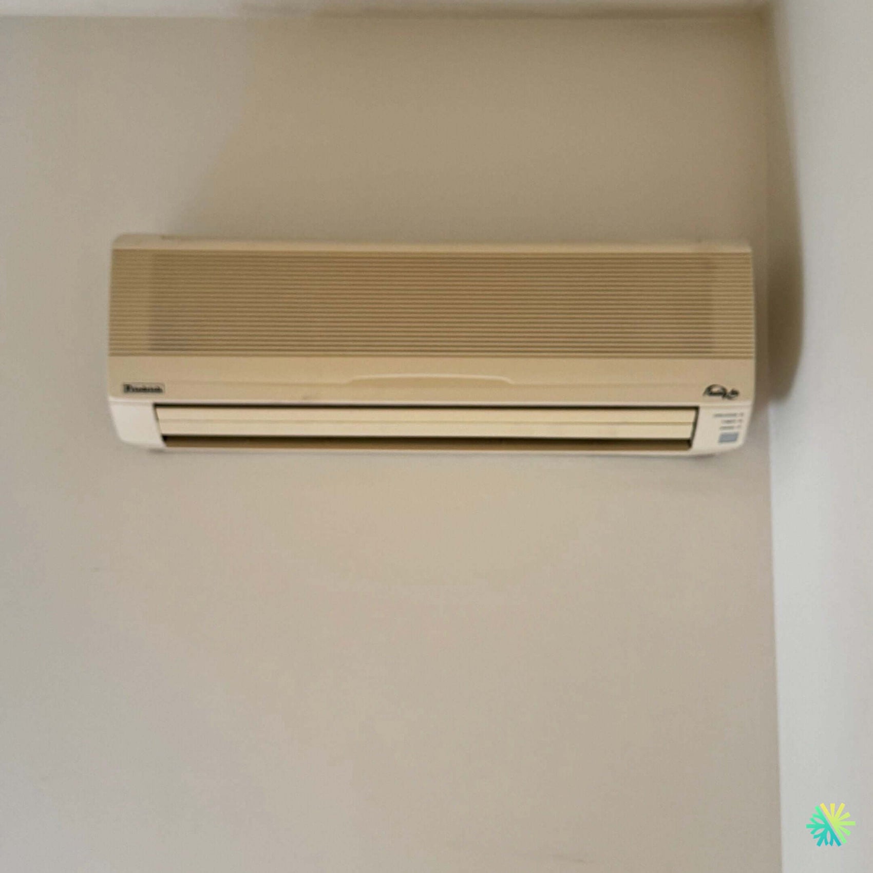 Réparation d’un climatiseur mural Daikin à Côte-des-Neiges