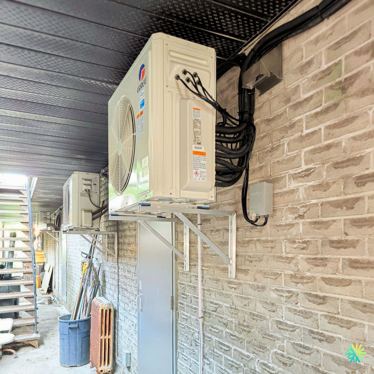 Installation d’une thermopompe à trois têtes GREE Free Match R32 à Saint-Dominique