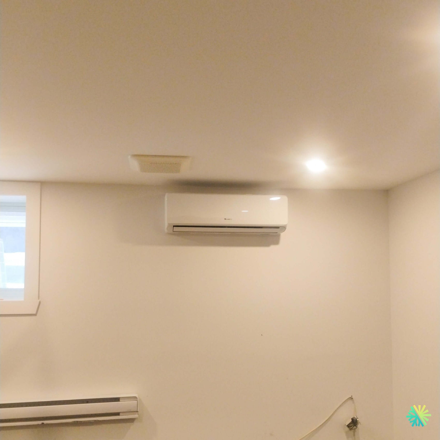 Installation d’une thermopompe murale GREE VITA R32 à Sainte-Marthe-sur-le-Lac : un mini split compact et efficace pour un sous-sol résidentiel