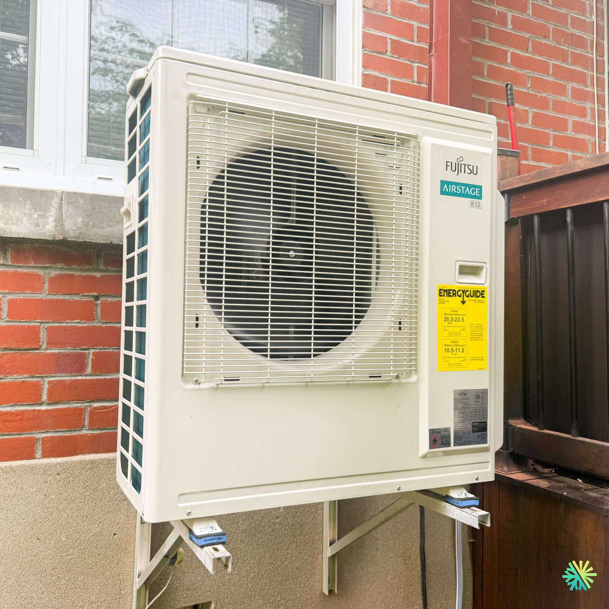 Installation d’une thermopompe double zone Fujitsu Aquila XLTH à Candiac, sur la Rive Sud de Montréal