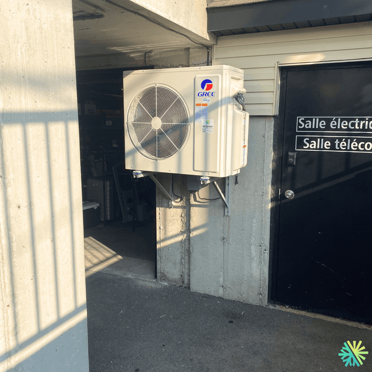 Installation d’une thermopompe centrale Gree à Brossard