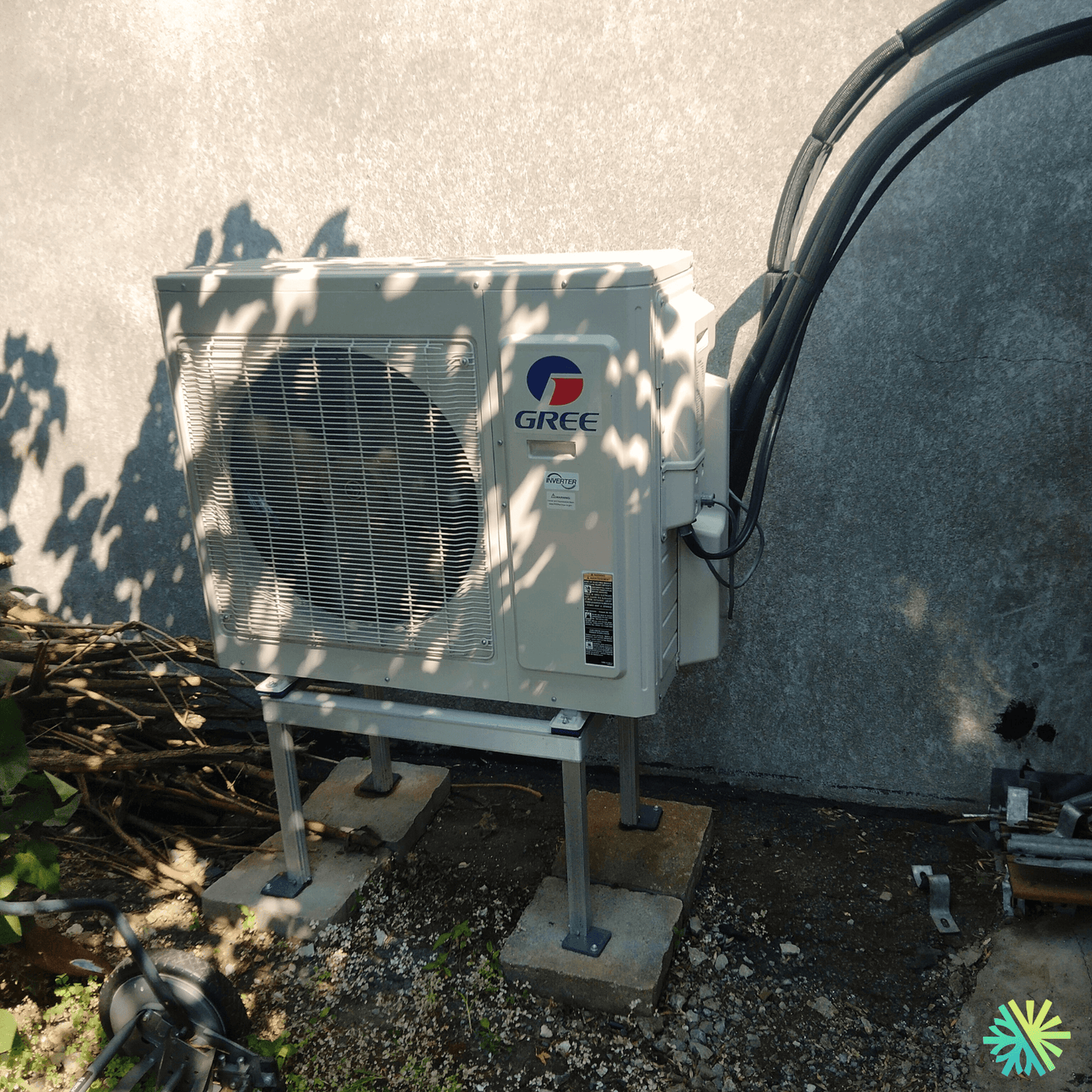Installation d’une thermopompe murale multizone Gree à Mercier–Hochelaga-Maisonneuve