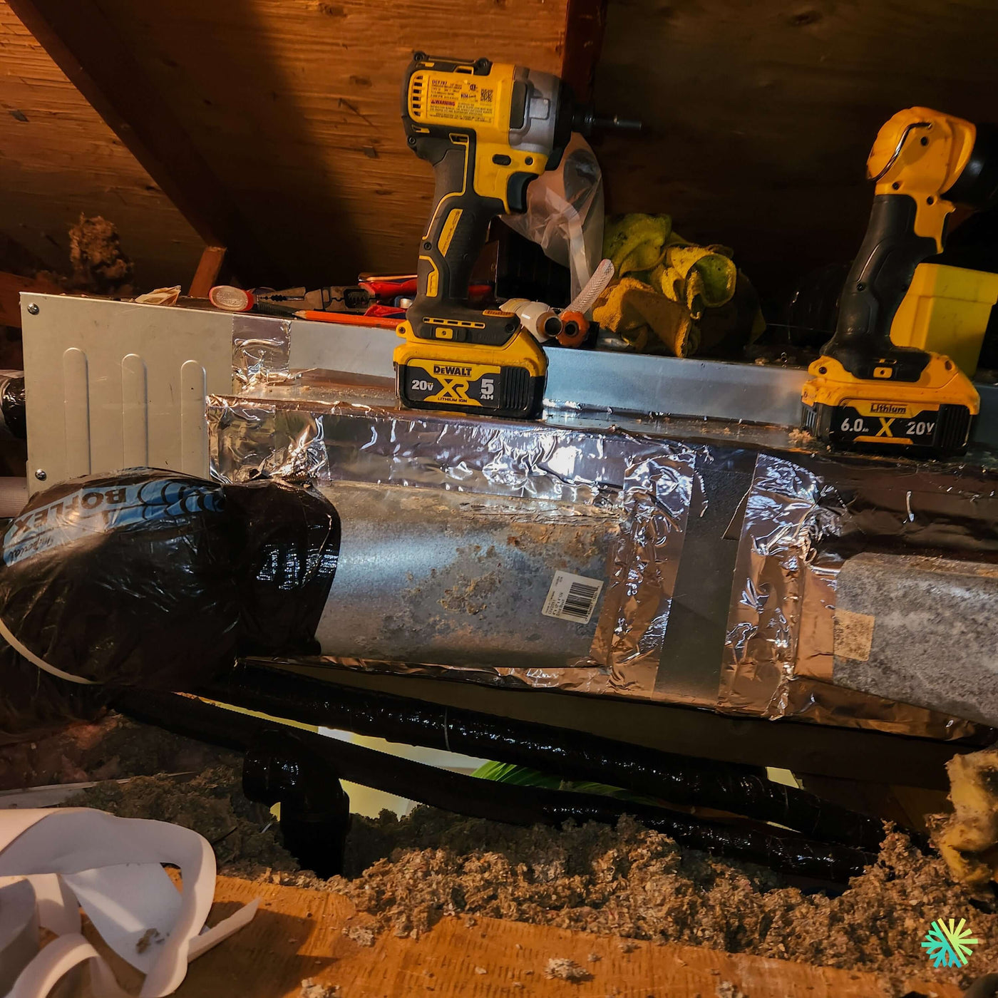 Installation d’un GREE All Match Slim Duct R32 Gainable à Deux-Montagnes : une solution CVAC discrète intégrée aux conduits existants