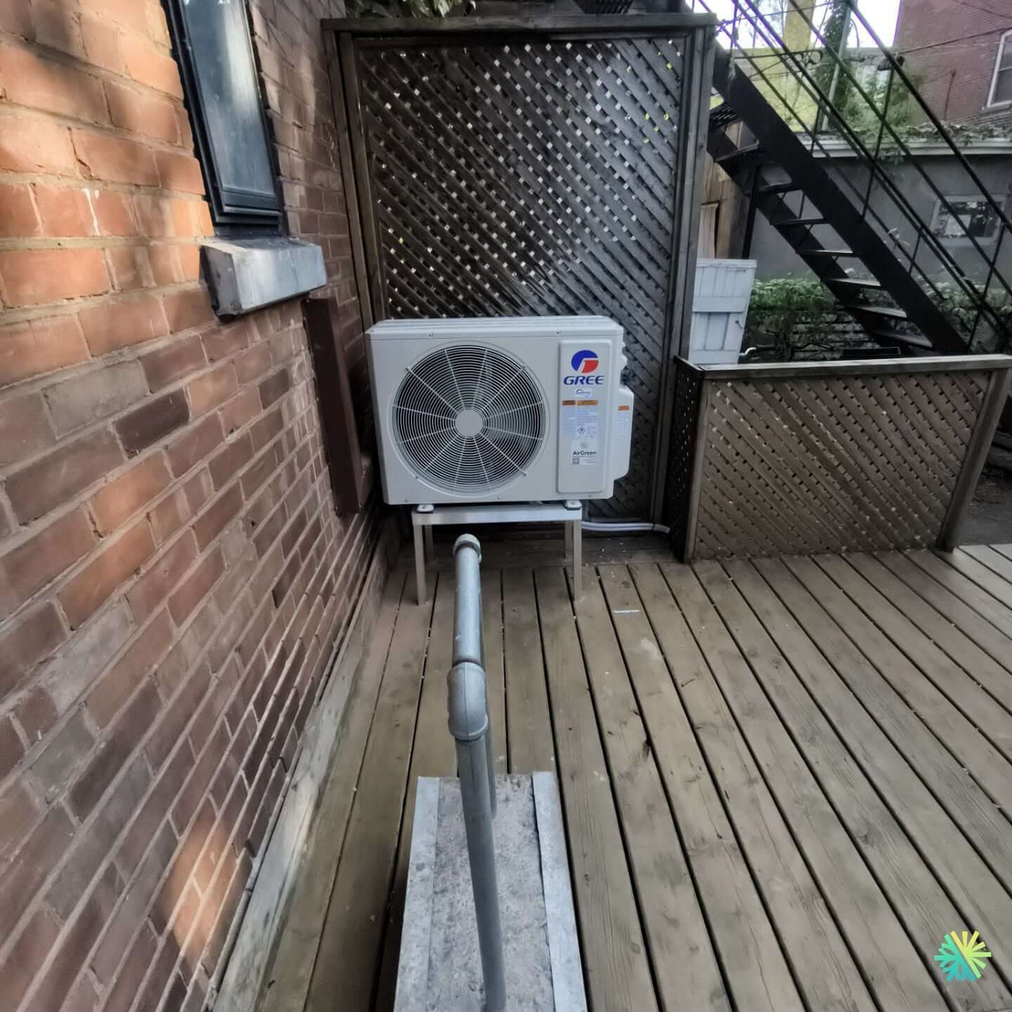 Installation d’une Gree R32 thermopompe murale à Rosemont–La Petite-Patrie
