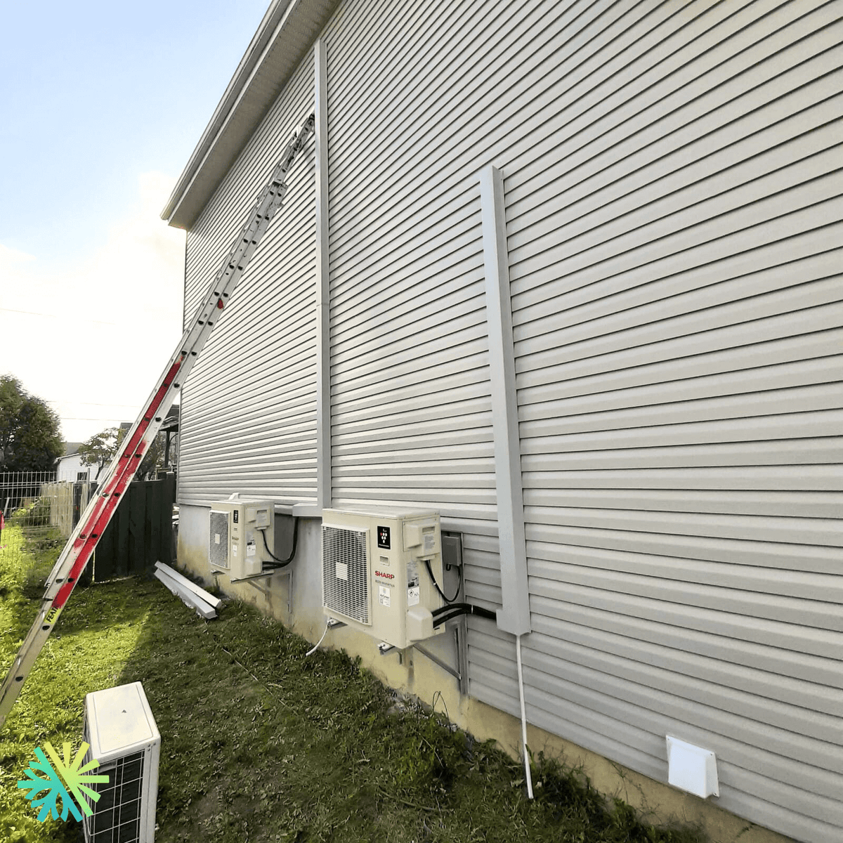 Installation of Two SHARP ZU1 Mini Split Heat Pumps in Laval